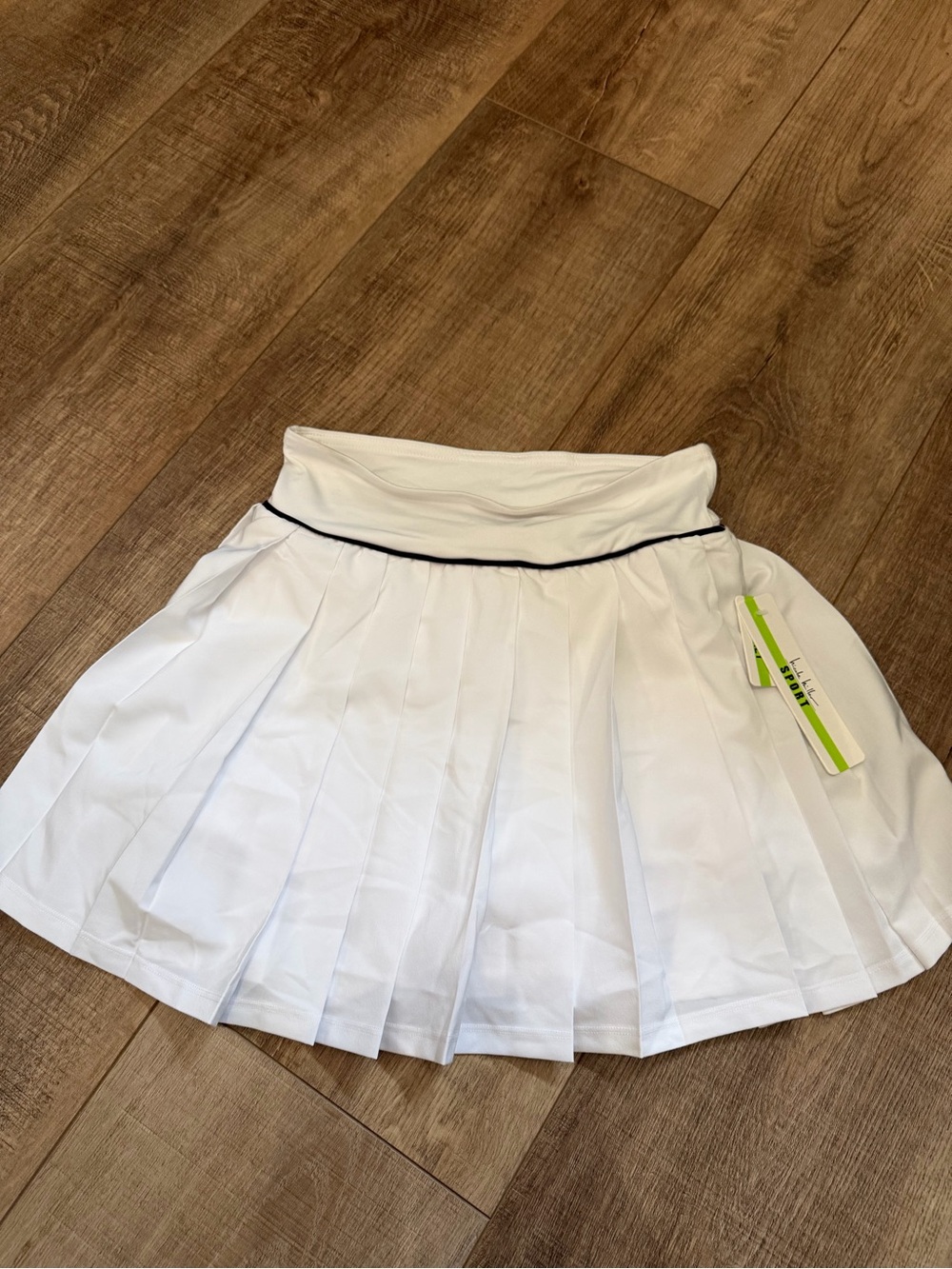 Nicole Miller tennis skirt White Pleated  Skirt with Black Trim